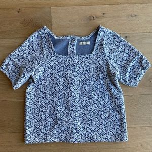 Madewell short sleeve, square neck blue floral top